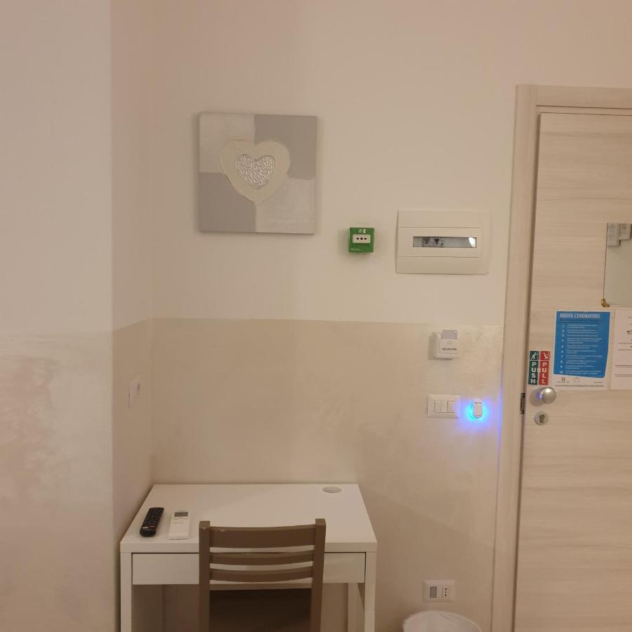 Bergamo City - Self Check-In Pokoj fotografie